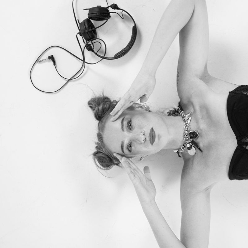 Sanne Dammers — tech & minimal house DJ at Het Sieraad Amsterdam